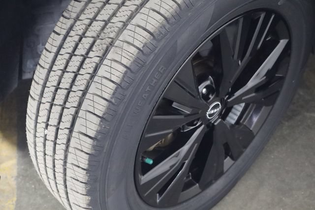 Used 2023 Nissan Rogue SV w/ SV Premium B Package FWD image 37