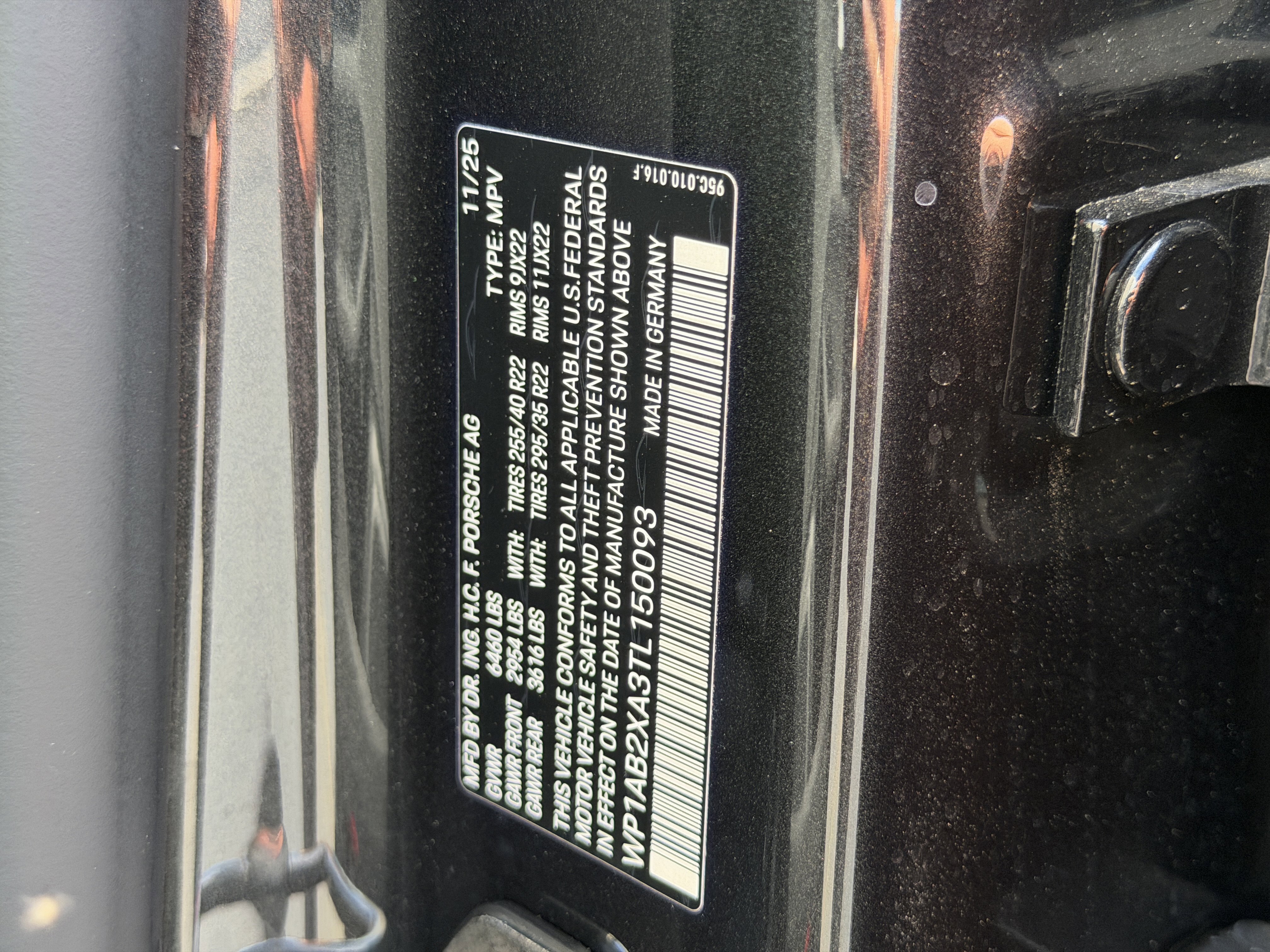 New 2026 Porsche Macan 4S Electric image 37