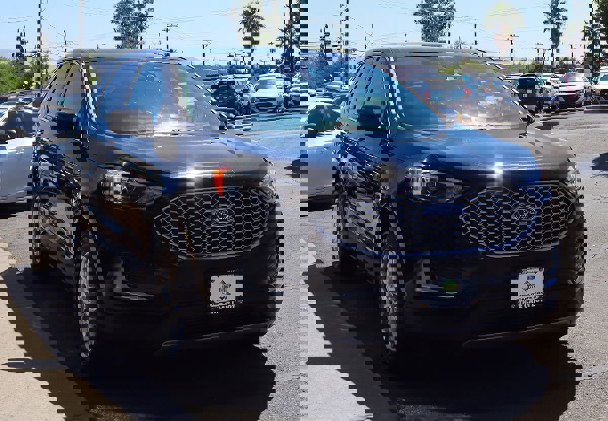 Used 2024 Ford Edge SEL image 14