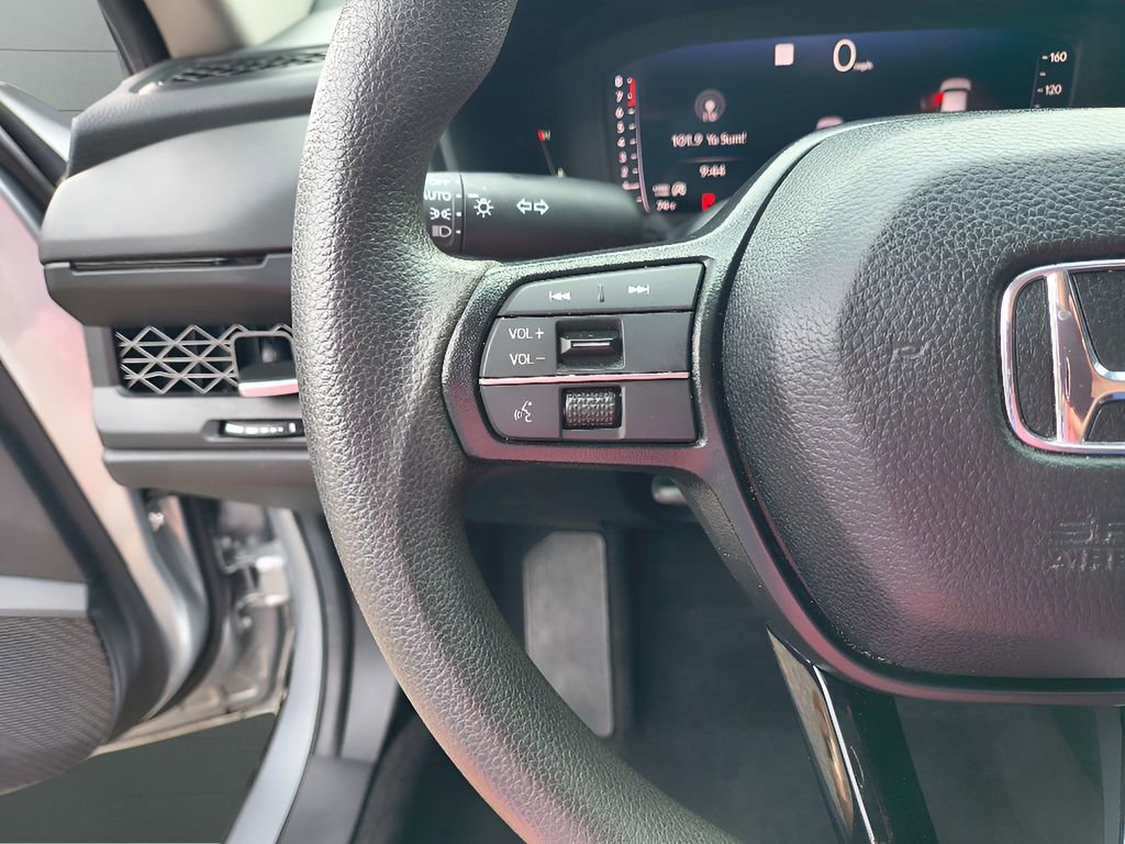 Used 2024 Honda Accord EX image 17