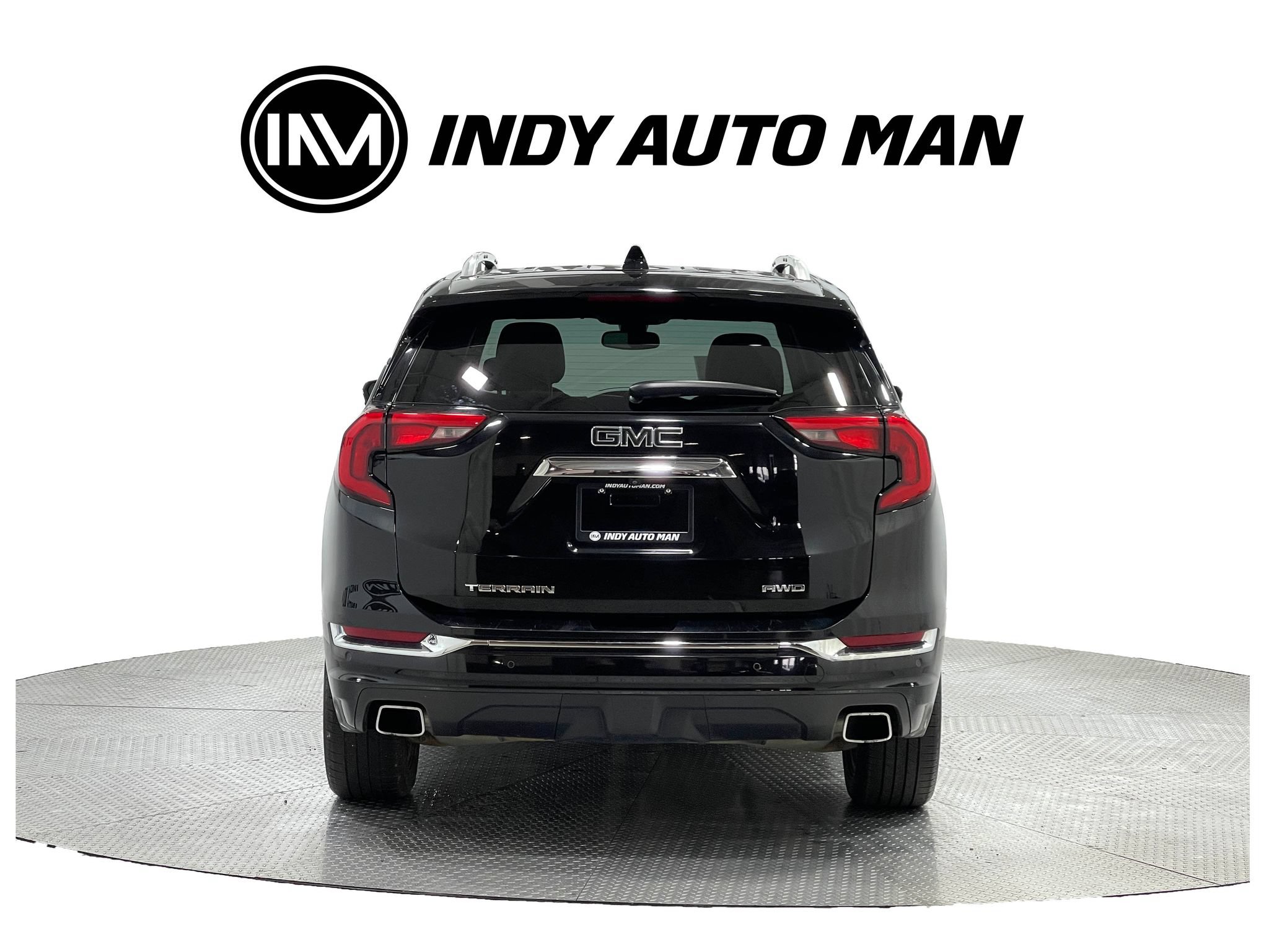 Used 2019 GMC Terrain Denali w/ GMC Pro Grade Package AWD/4WD image 5