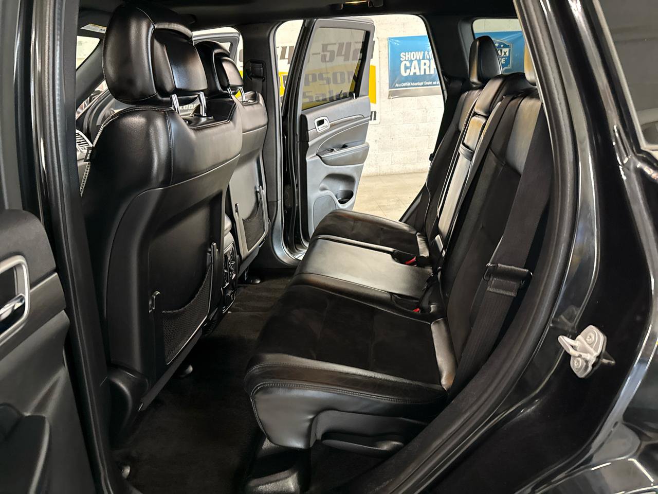 Used 2015 Jeep Grand Cherokee Altitude image 32