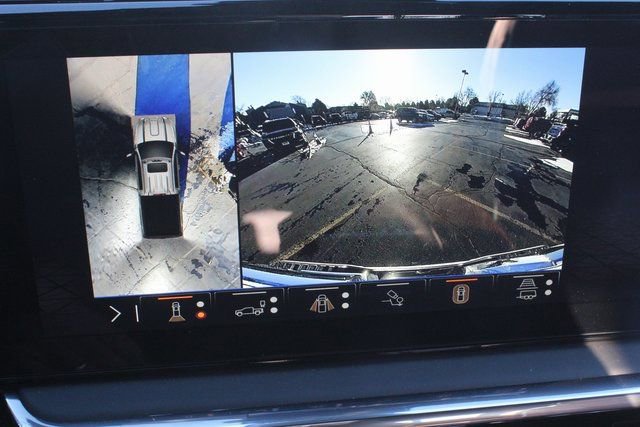 New 2025 GMC Sierra 3500 Denali Ultimate image 4