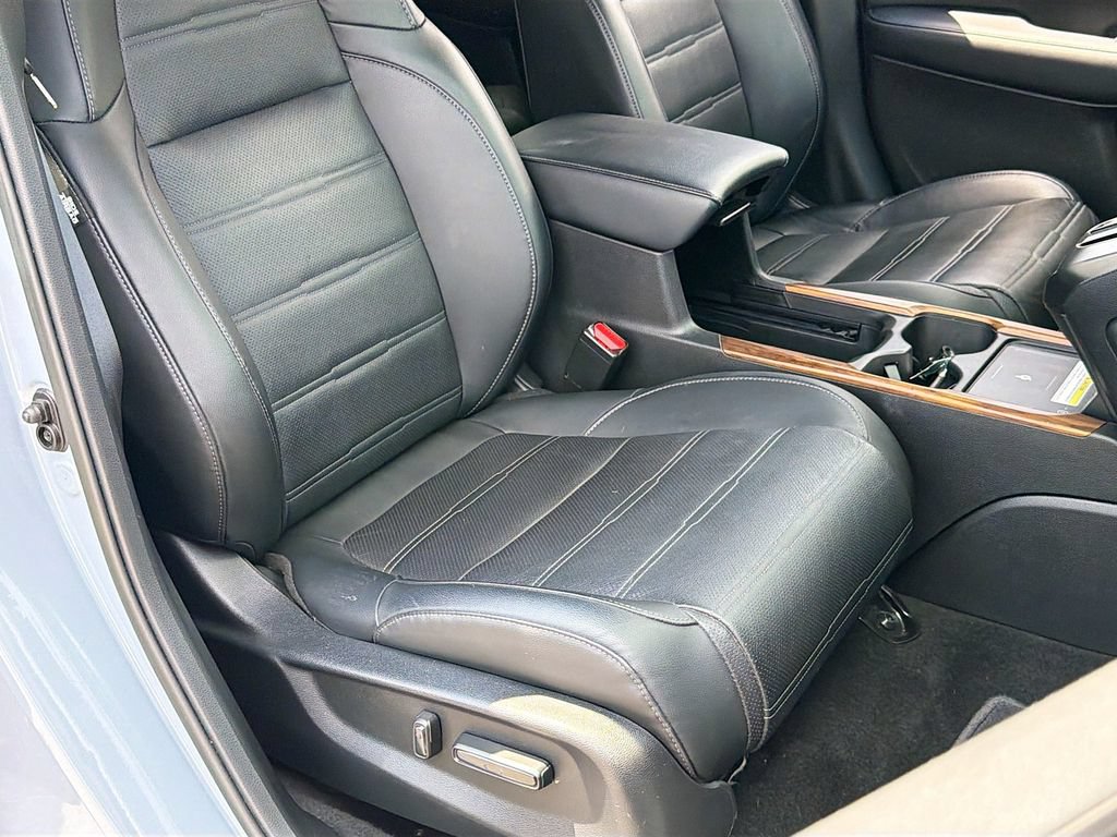 Used 2020 Honda CR-V Touring image 23