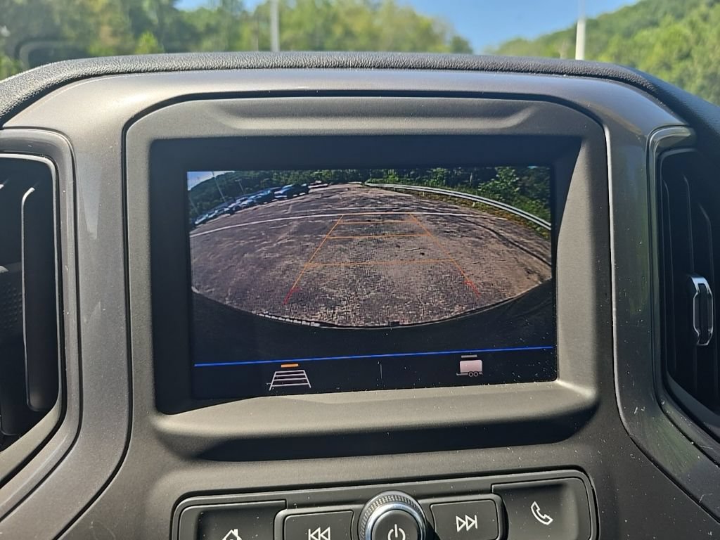 Certified 2022 Chevrolet Silverado 1500 Custom AWD/4WD image 16