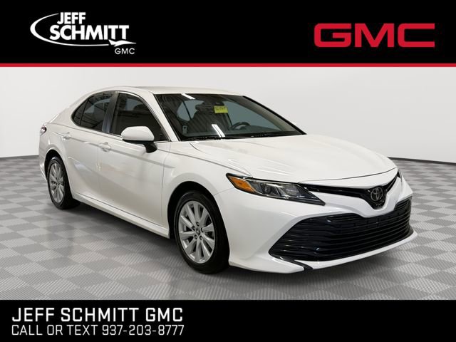 Used 2019 Toyota Camry LE image 1