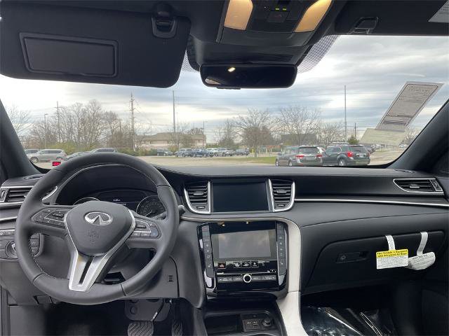 Certified 2025 INFINITI QX55 Luxe w/ Accent Package image 17