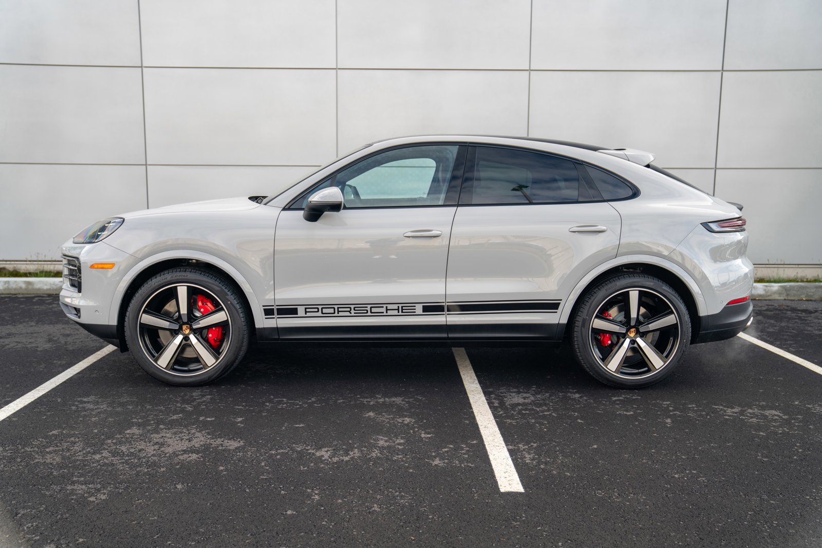 New 2026 Porsche Cayenne S AWD/4WD image 2