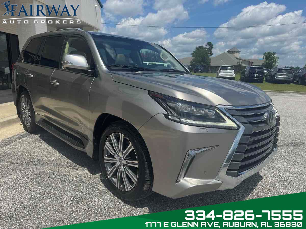 Used 2016 Lexus LX 570 4WD w/ Luxury Package image 4