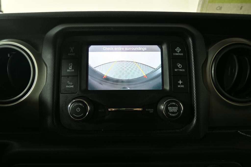 Used 2020 Jeep Wrangler Sport AWD/4WD image 26