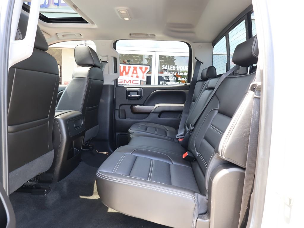 Used 2018 GMC Sierra 2500 Denali w/ Duramax Plus Package AWD/4WD image 26