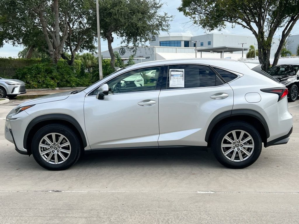 Used 2018 Lexus NX 300 FWD image 4