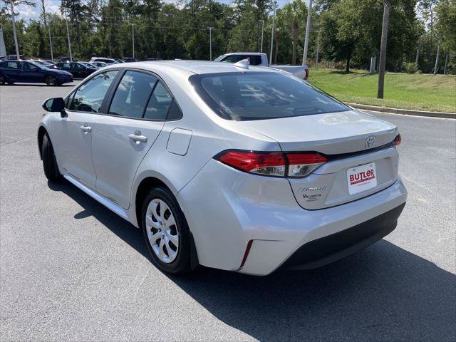 Certified 2026 Toyota Corolla LE FWD image 3