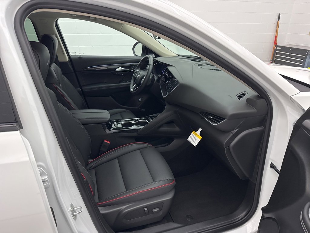 Used 2022 Buick Envision Essence w/ Technology Package I image 53