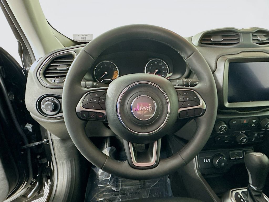 Used 2022 Jeep Renegade Latitude image 18