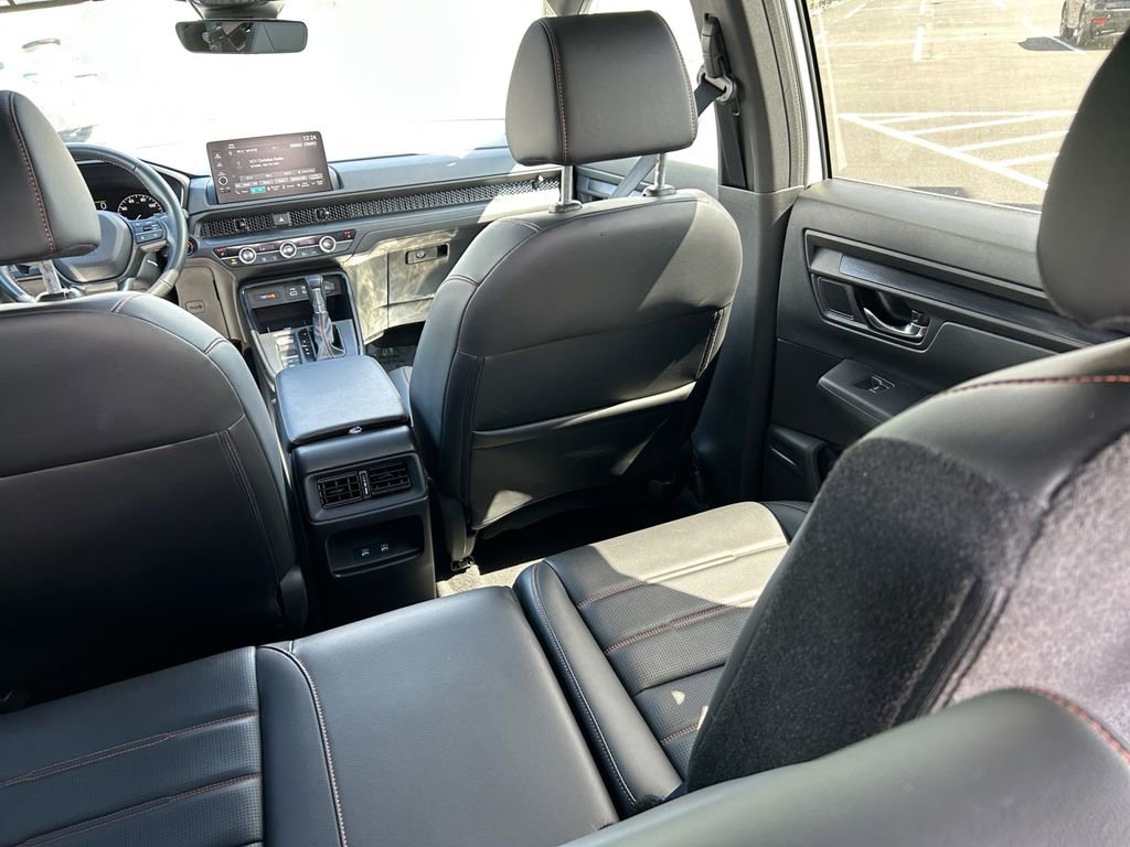 Used 2025 Honda CR-V Sport-L image 30