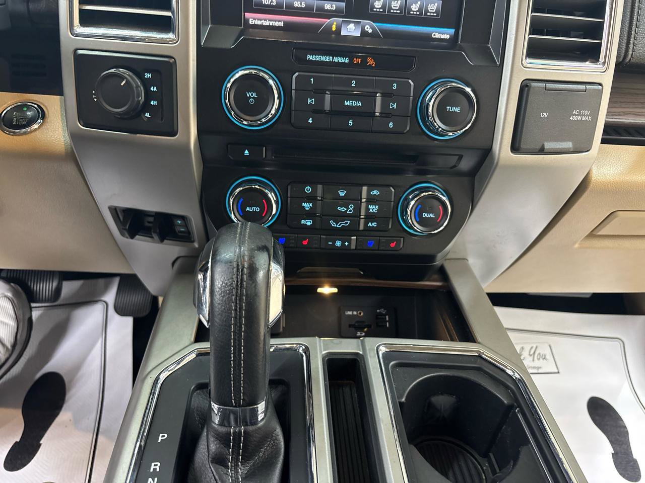 Used 2015 Ford F150 Lariat w/ Equipment Group 501A Mid AWD/4WD image 37