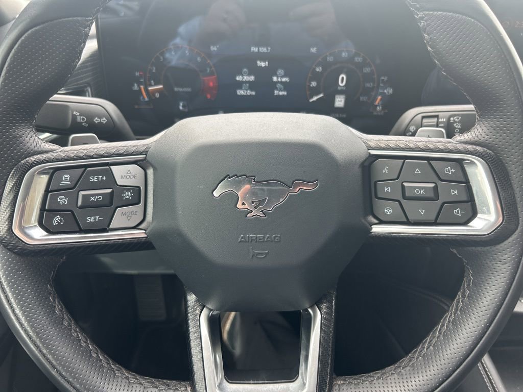 Used 2025 Ford Mustang GT Premium image 27