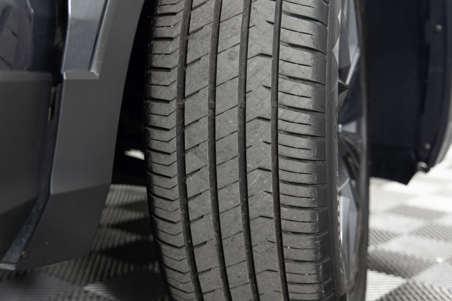 Used 2022 Volkswagen Tiguan SE image 44