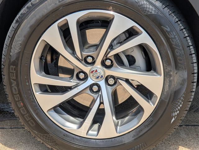 Used 2022 Buick Envision Essence w/ Technology Package I FWD image 9