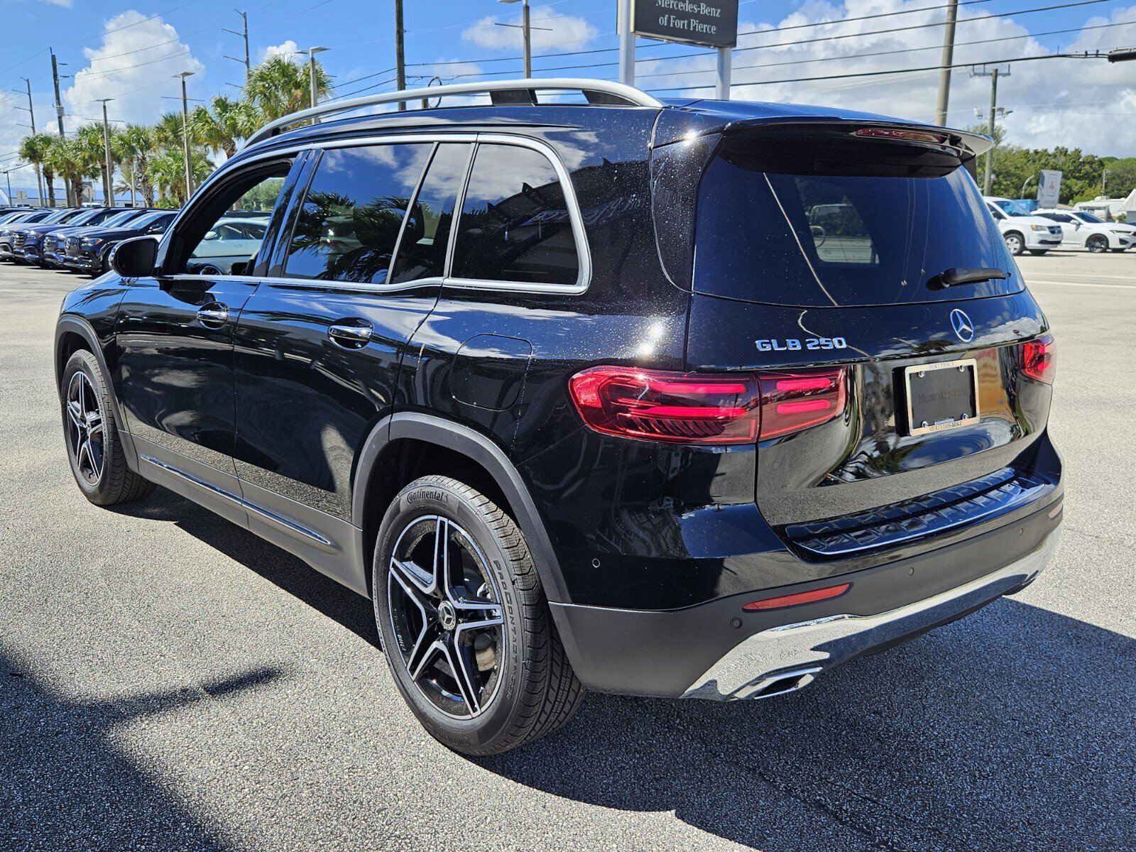 New 2026 Mercedes-Benz GLB 250 image 7