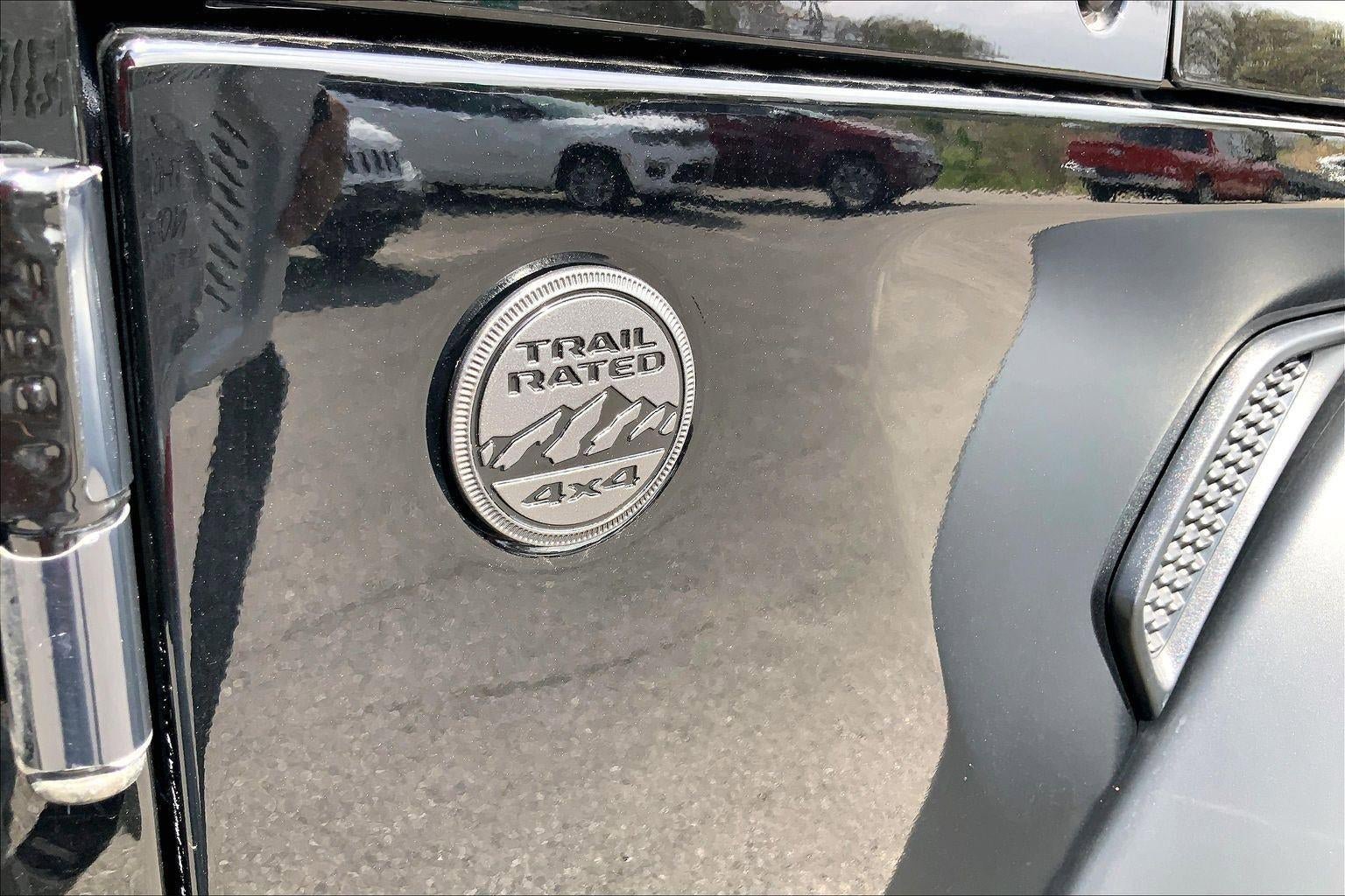 Used 2024 Jeep Wrangler Sport AWD/4WD image 7