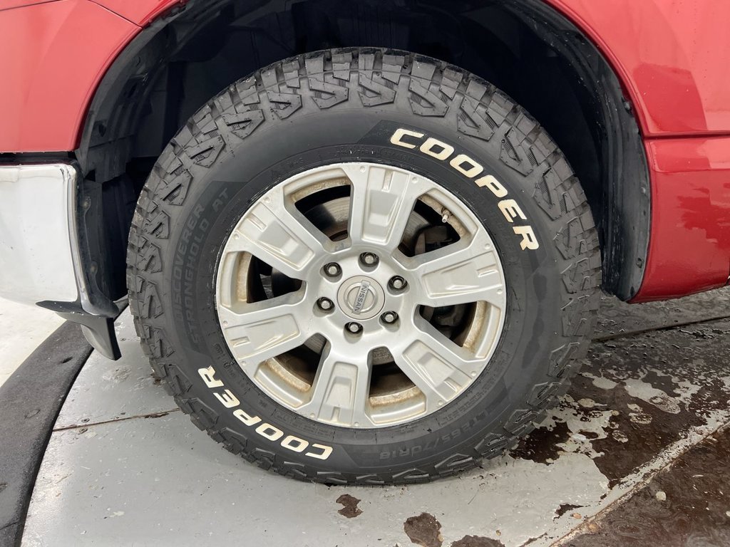 Used 2017 Nissan Titan SV RWD image 24