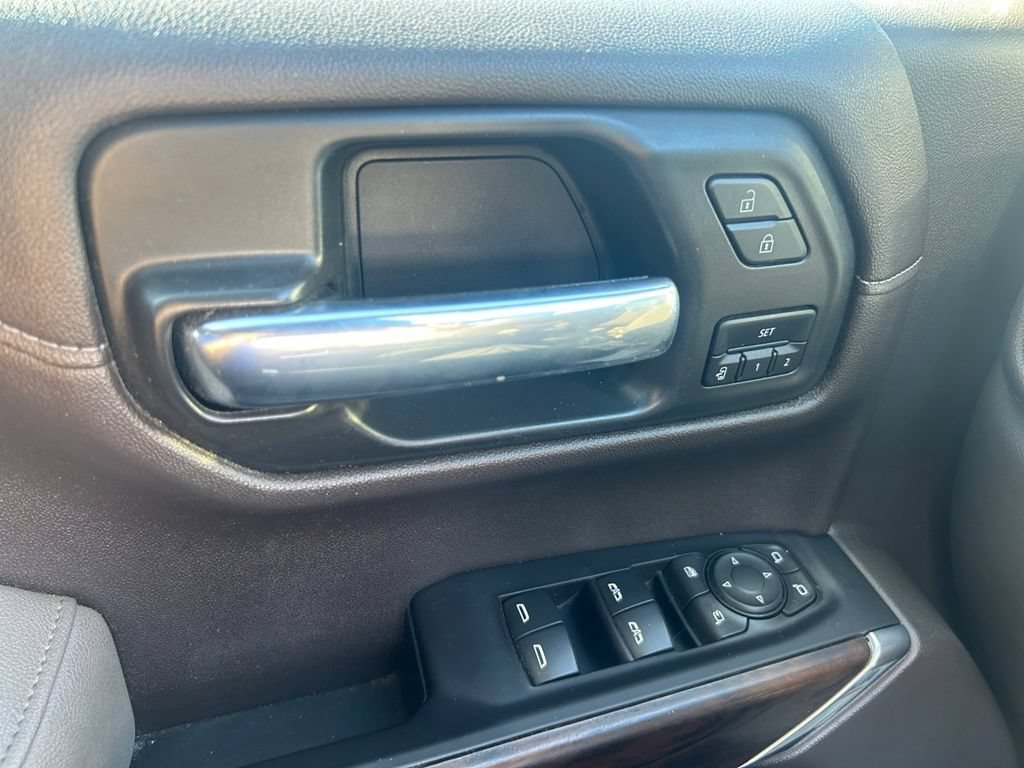Used 2021 GMC Sierra 1500 SLT w/ SLT Premium Plus Package AWD/4WD image 31