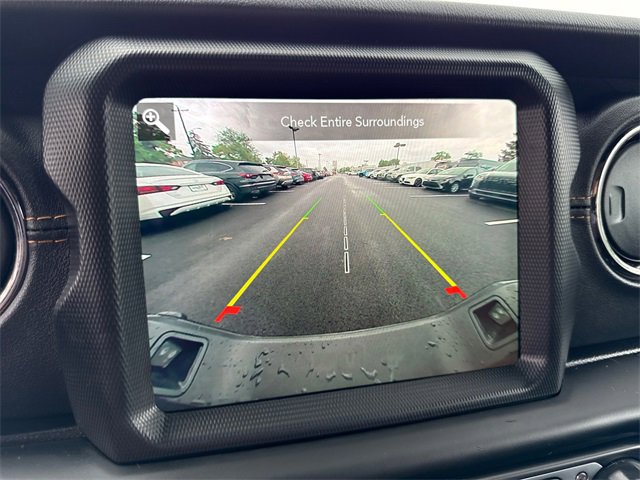 Used 2021 Jeep Gladiator Overland image 4