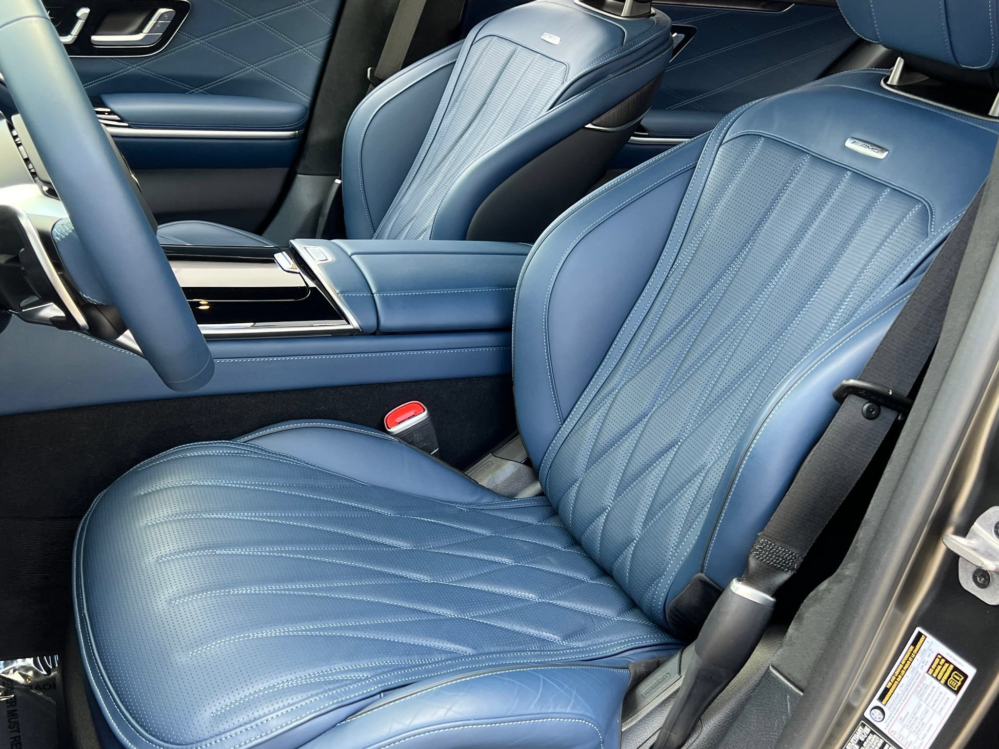 Used 2025 Mercedes-Benz S 63 AMG S image 4