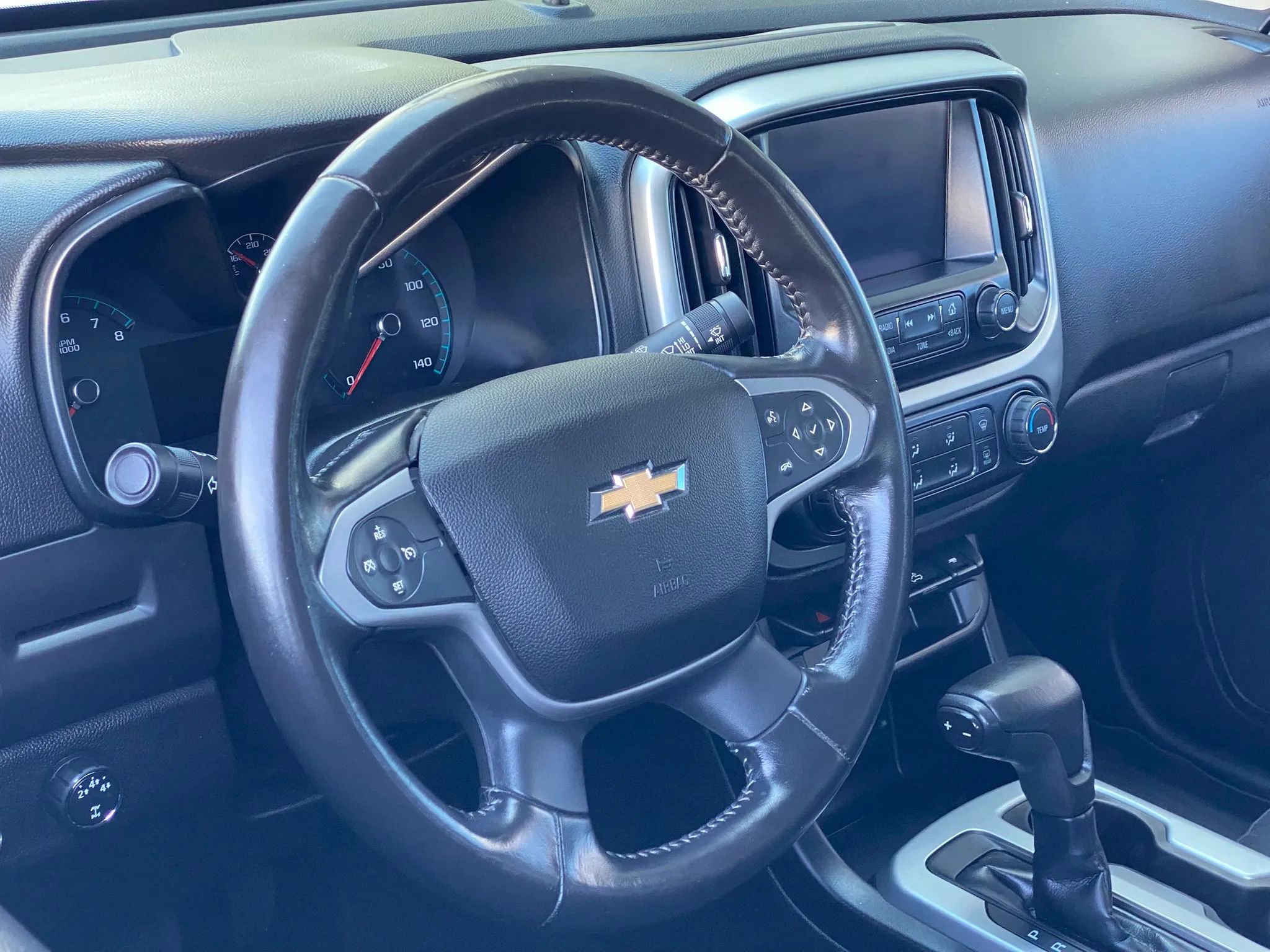 Used 2016 Chevrolet Colorado LT w/ LT Convenience Package AWD/4WD image 32