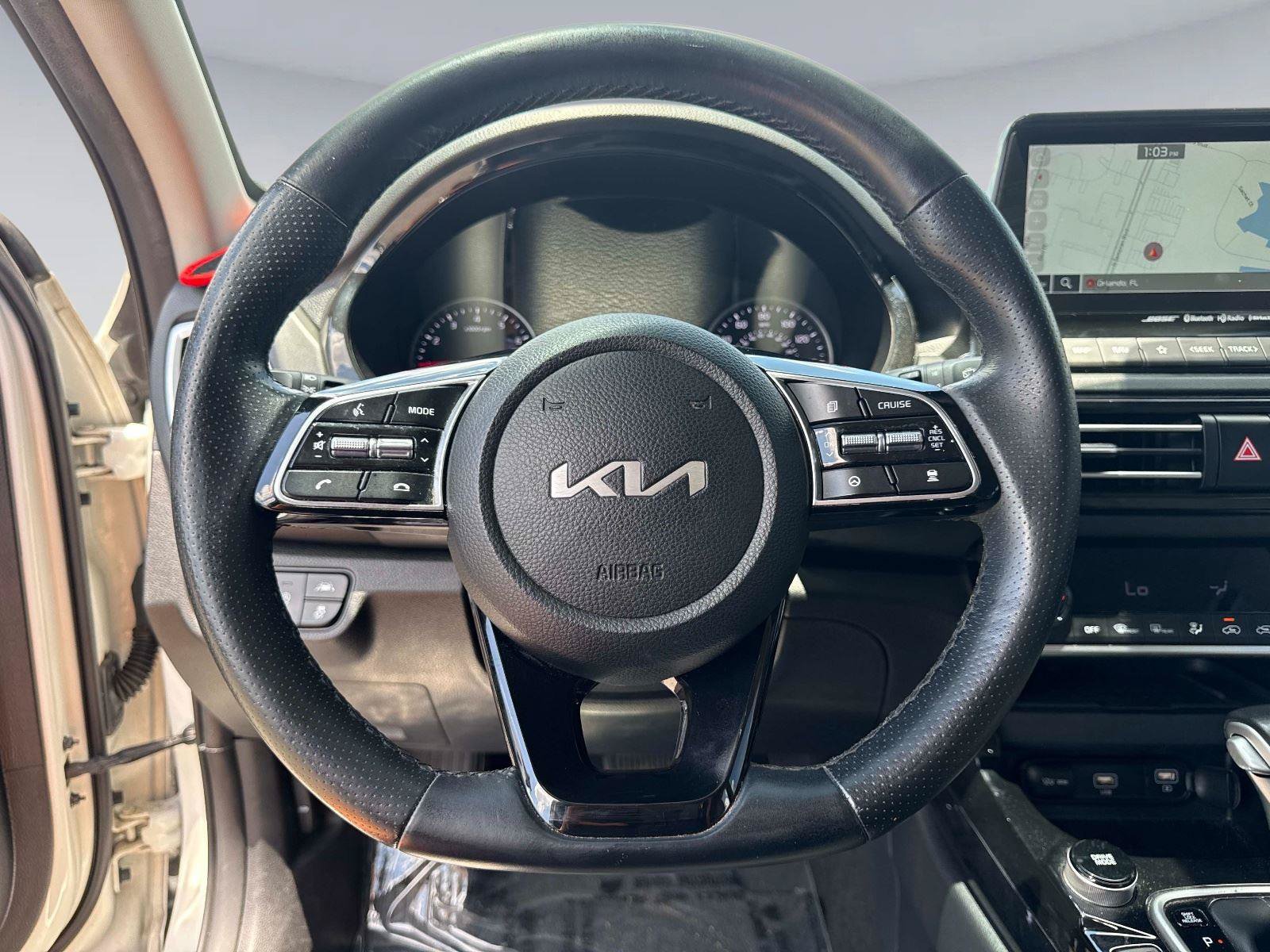 Used 2023 Kia Seltos SX AWD/4WD image 27