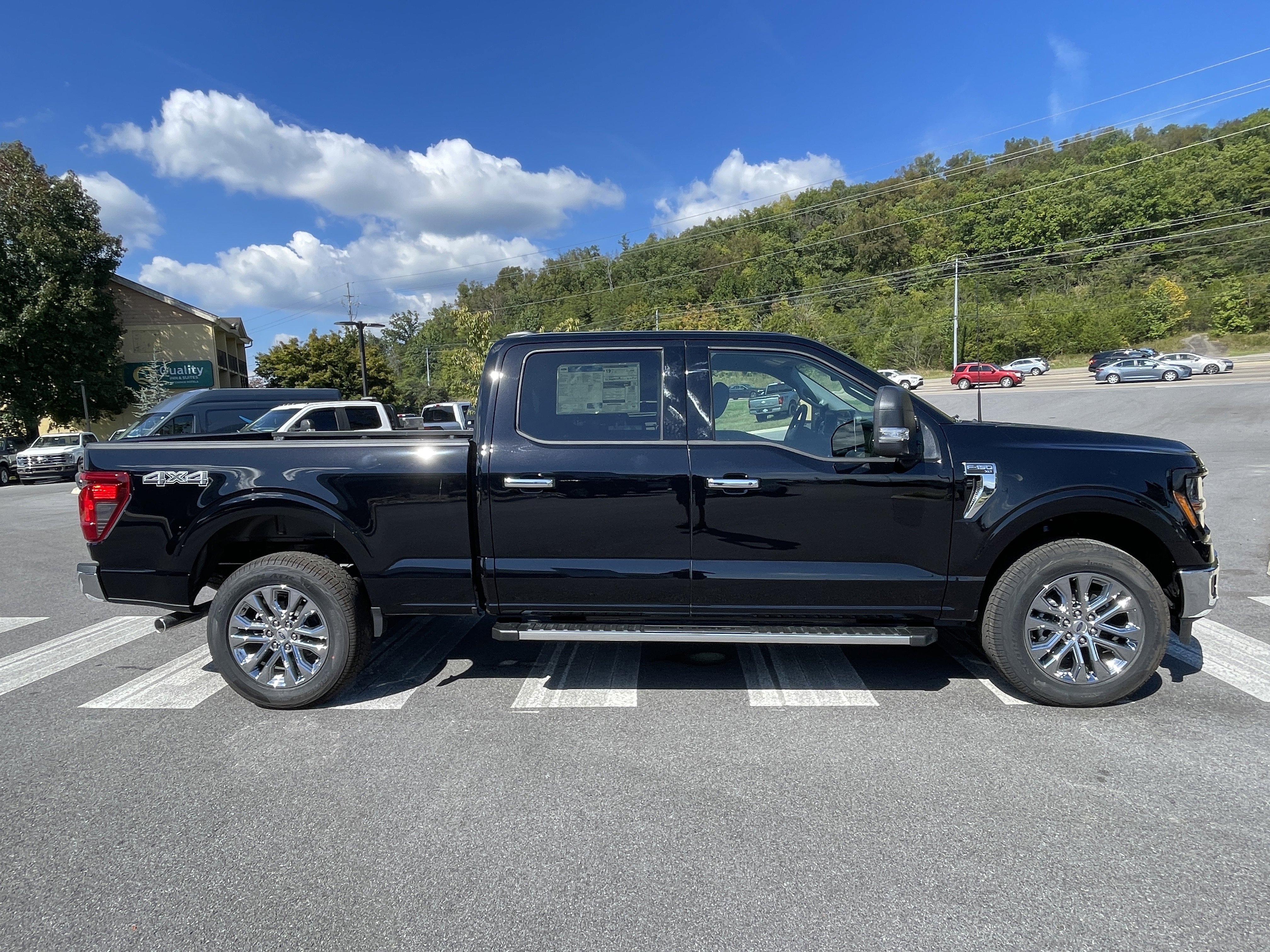 New 2025 Ford F150 XLT w/ Equipment Group 302A MID image 4
