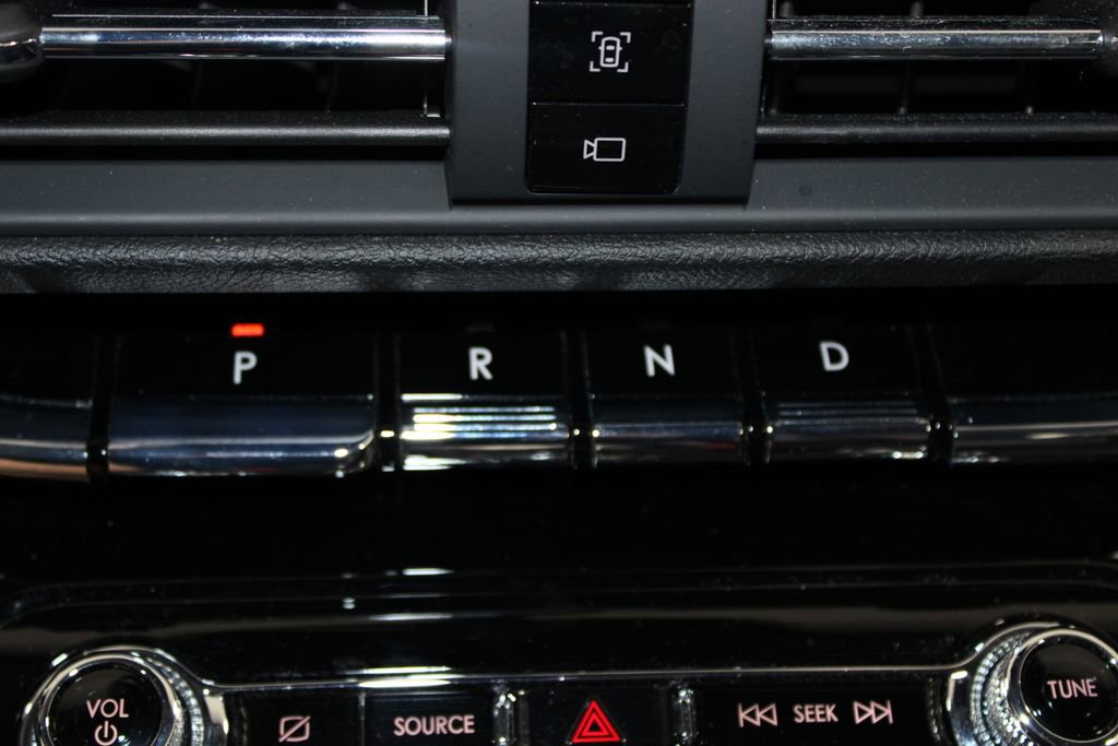 Used 2022 Lincoln Corsair FWD w/ Equipment Group 101A image 32