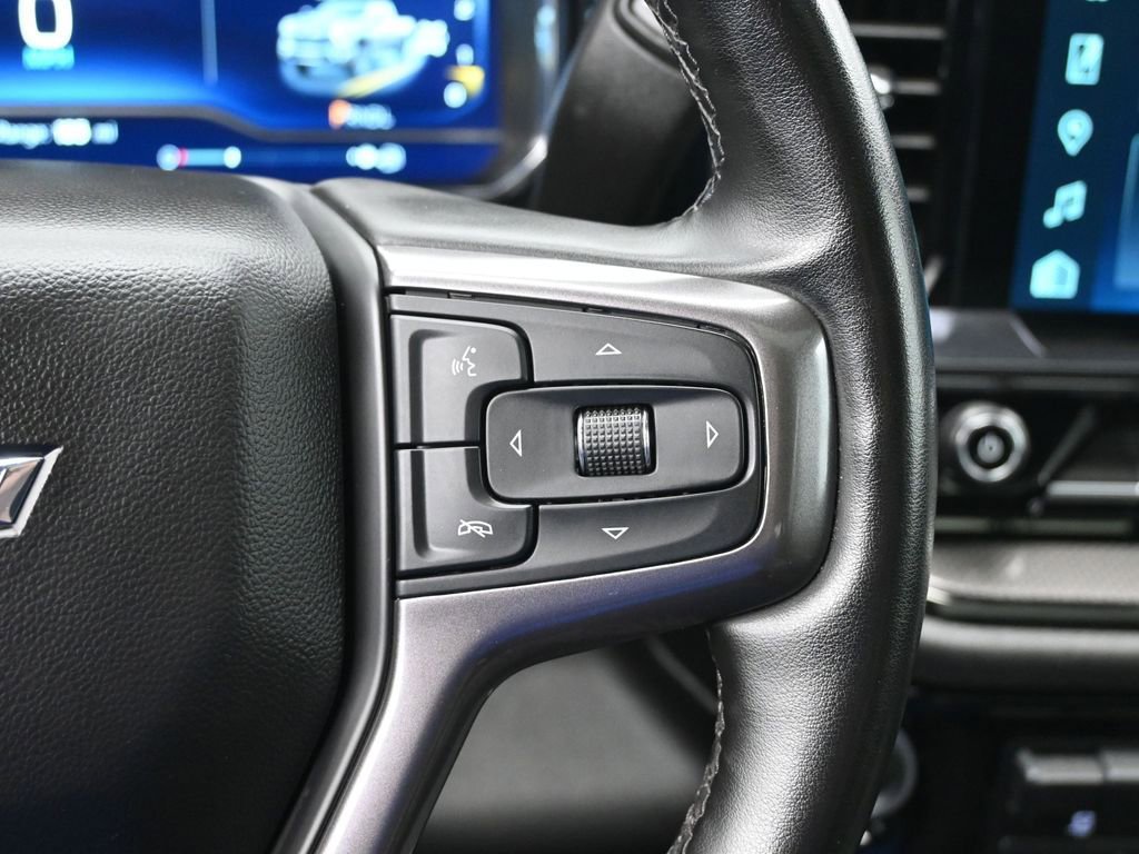 Used 2024 Chevrolet Silverado 2500 ZR2 w/ Technology Package image 14