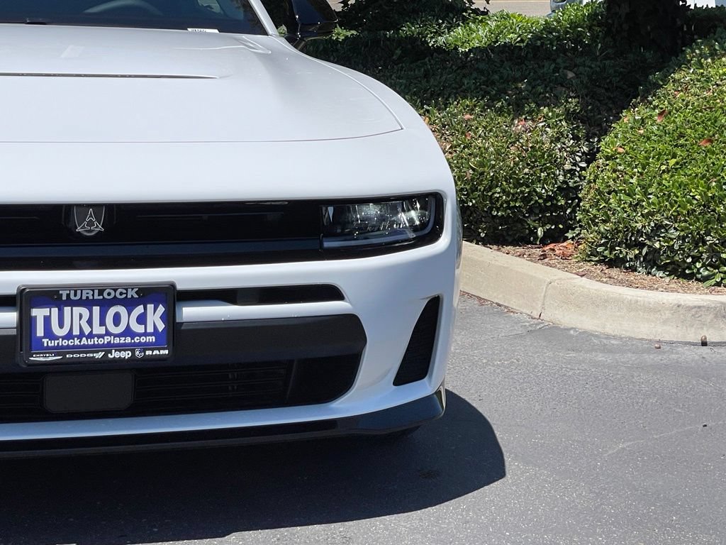 New 2026 Dodge Charger R/T w/ Blacktop Package AWD/4WD image 5