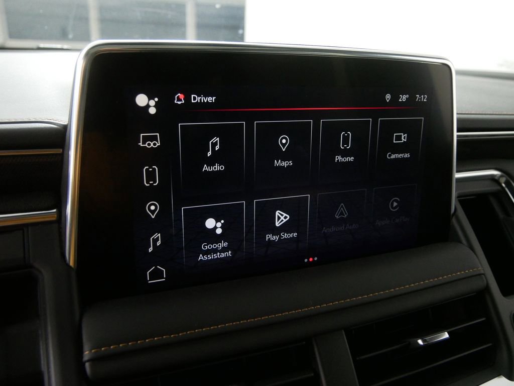 Used 2024 GMC Yukon AT4 w/ Technology Package image 28