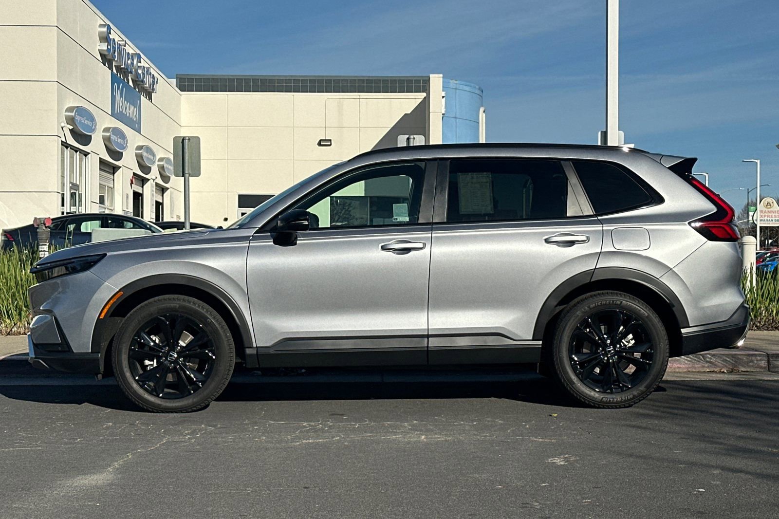 Used 2026 Honda CR-V Sport Touring image 6