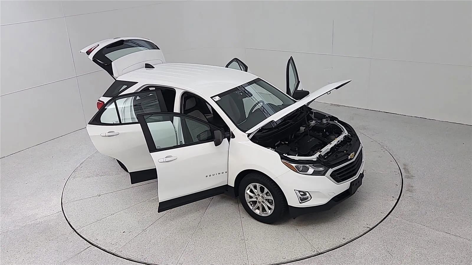 Used 2021 Chevrolet Equinox LS FWD image 21