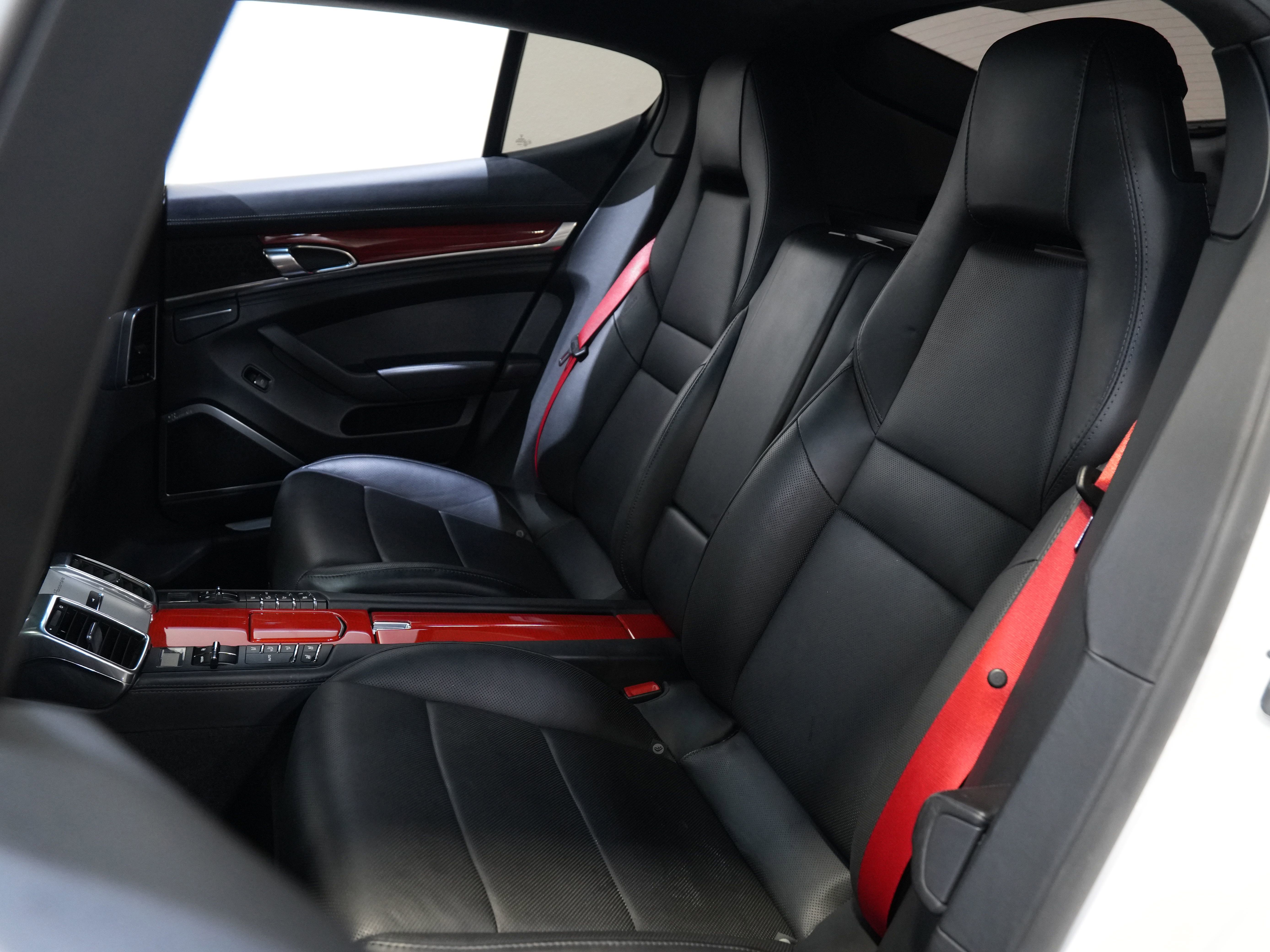 Used 2012 Porsche Panamera AWD/4WD image 38