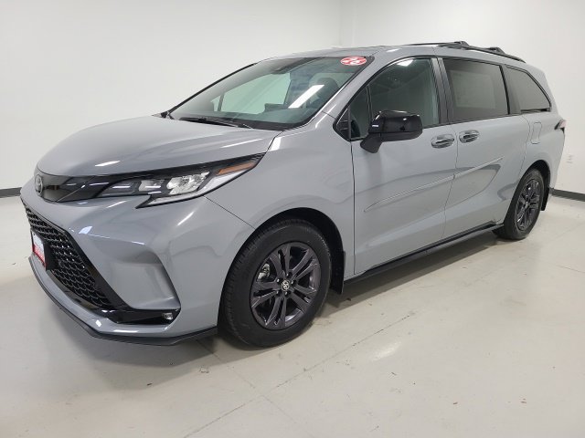 Certified 2026 Toyota Sienna XSE AWD/4WD image 5
