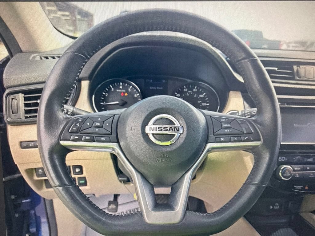 Used 2018 Nissan Rogue SV FWD image 7