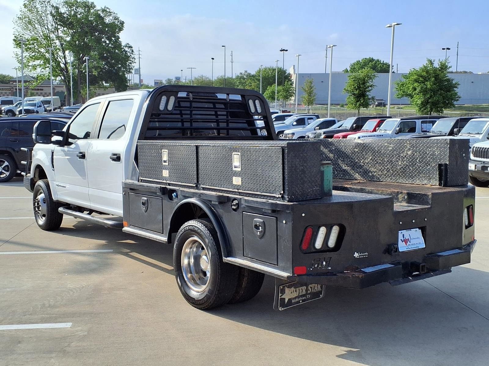 Used 2020 Ford F350 XL w/ Power Equipment Group image 2