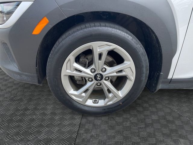 Used 2022 Hyundai Kona SEL w/ Convenience Package image 14