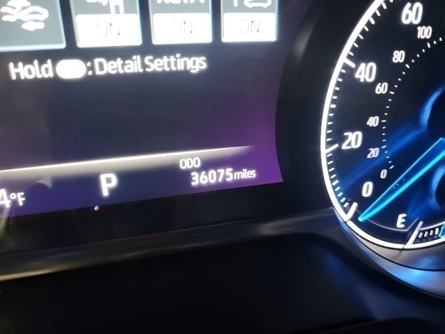 Used 2023 Toyota Venza LE AWD/4WD image 29
