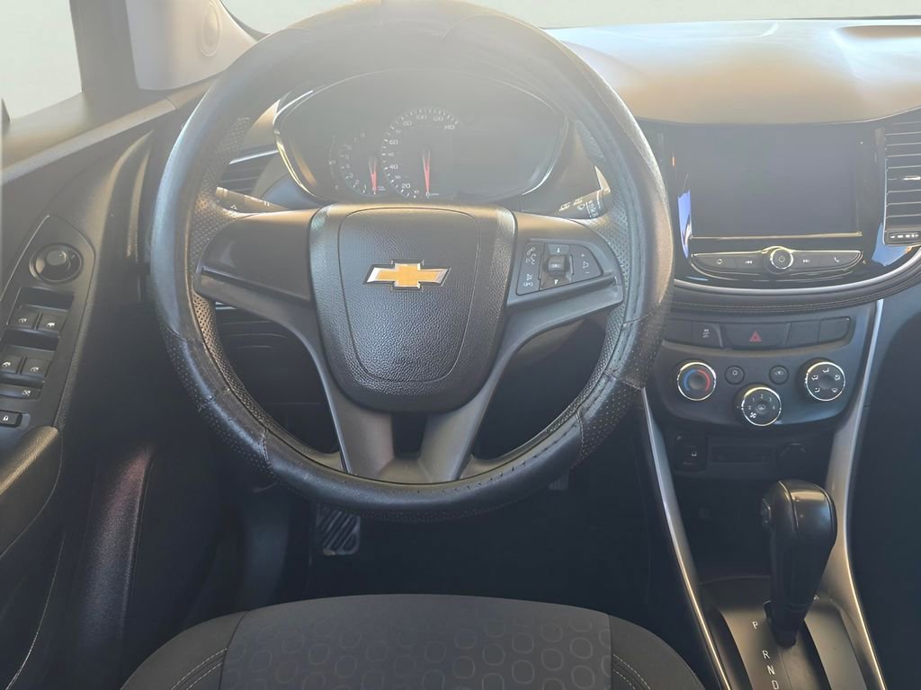Used 2020 Chevrolet Trax LS image 4