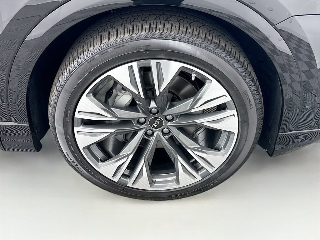 New 2026 Audi Q8 Premium Plus image 31