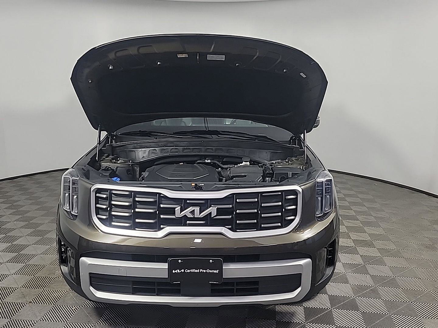 Used 2024 Kia Telluride S w/ S Sunroof Package image 14