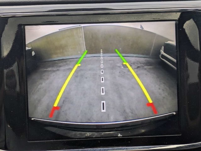 Used 2020 Jeep Grand Cherokee Overland RWD image 23