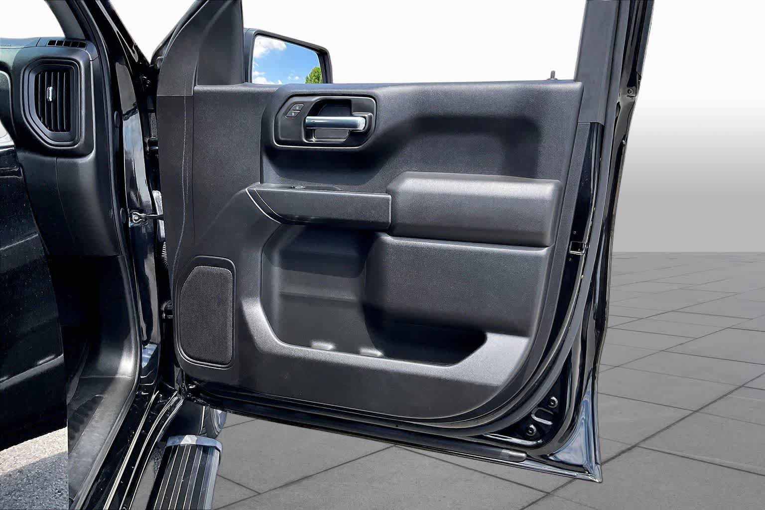 Used 2024 Chevrolet Silverado 1500 Custom RWD image 21
